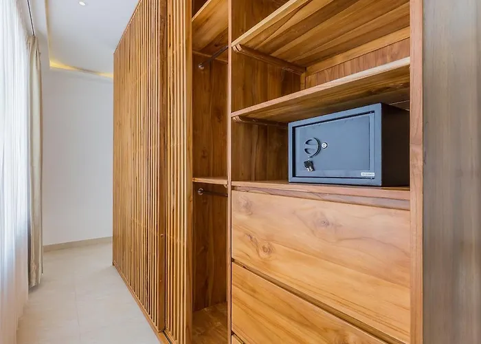 Luxury 3br Tropical With Private Pool *